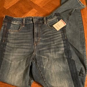 extra long jeans. sides are darker than the rest